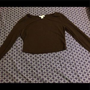Long Sleeved Crop Top 🖤